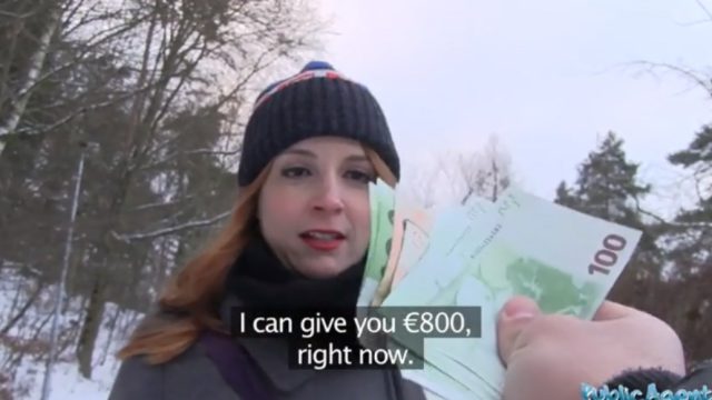¡Logró engañar y follar a la chica con 800 €!